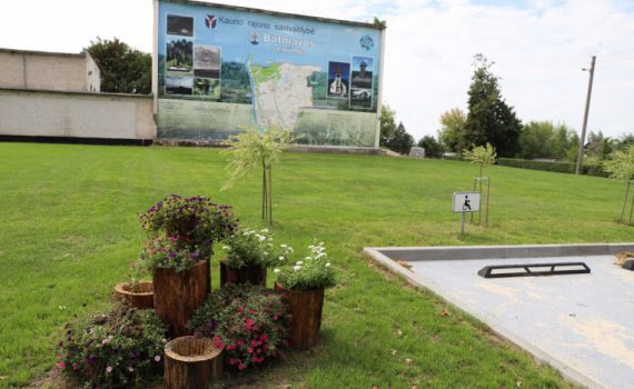 Batniava pasipuošė miesto stendu